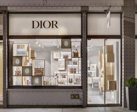 dior pop store